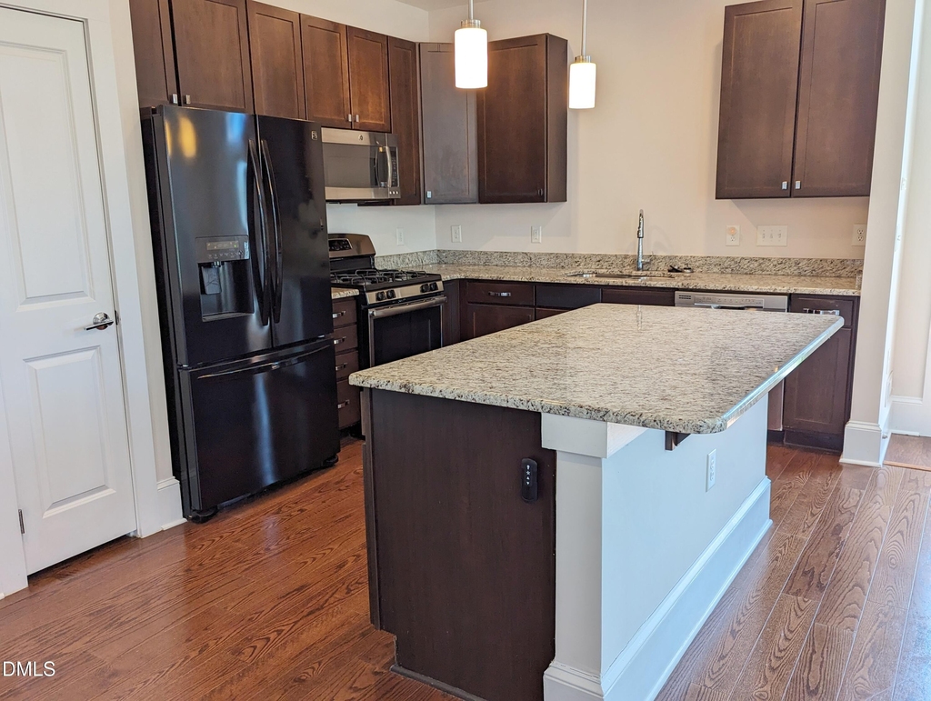 375 Avett Drive - Photo 5