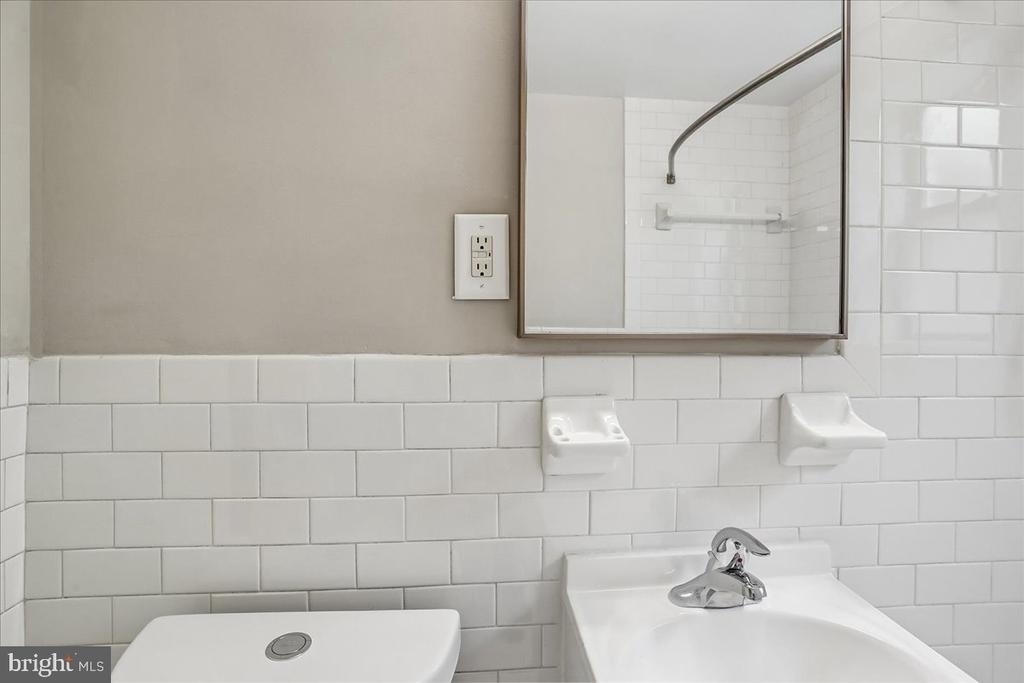 212 Oakwood Street Se - Photo 33