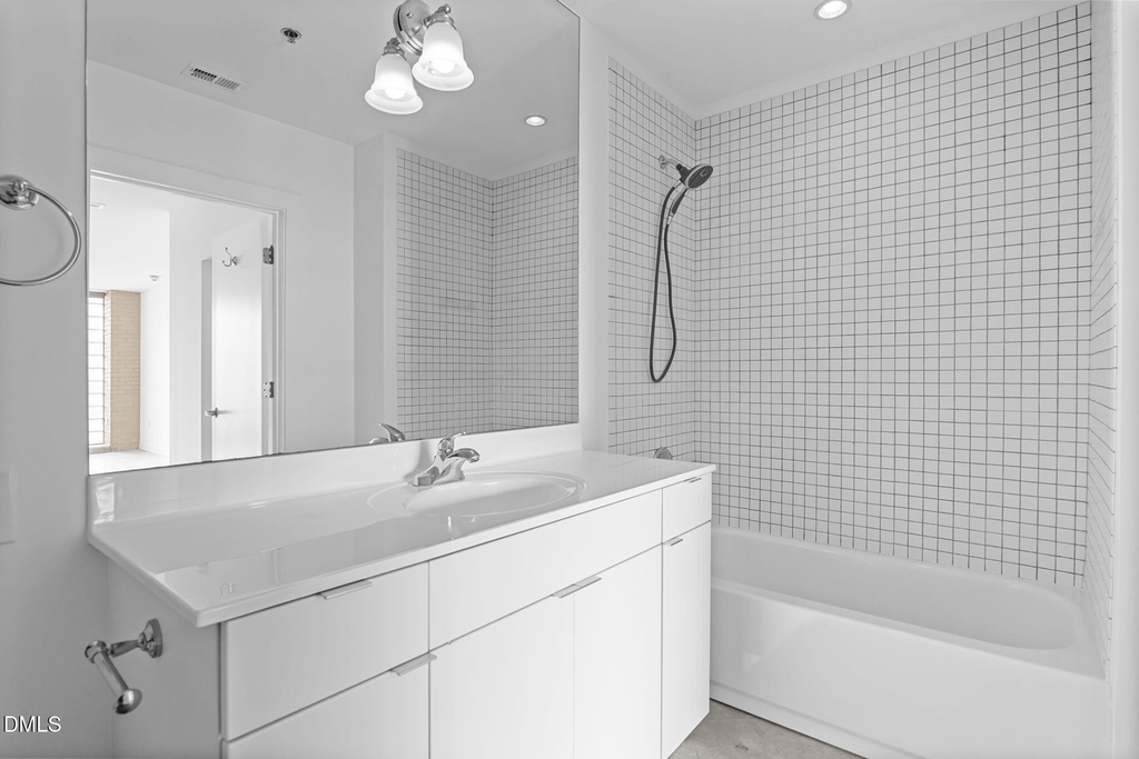 319 Fayetteville Street - Photo 29