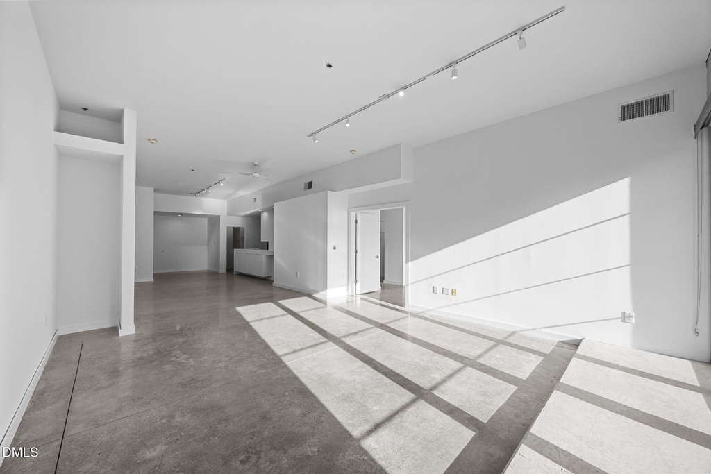 319 Fayetteville Street - Photo 19