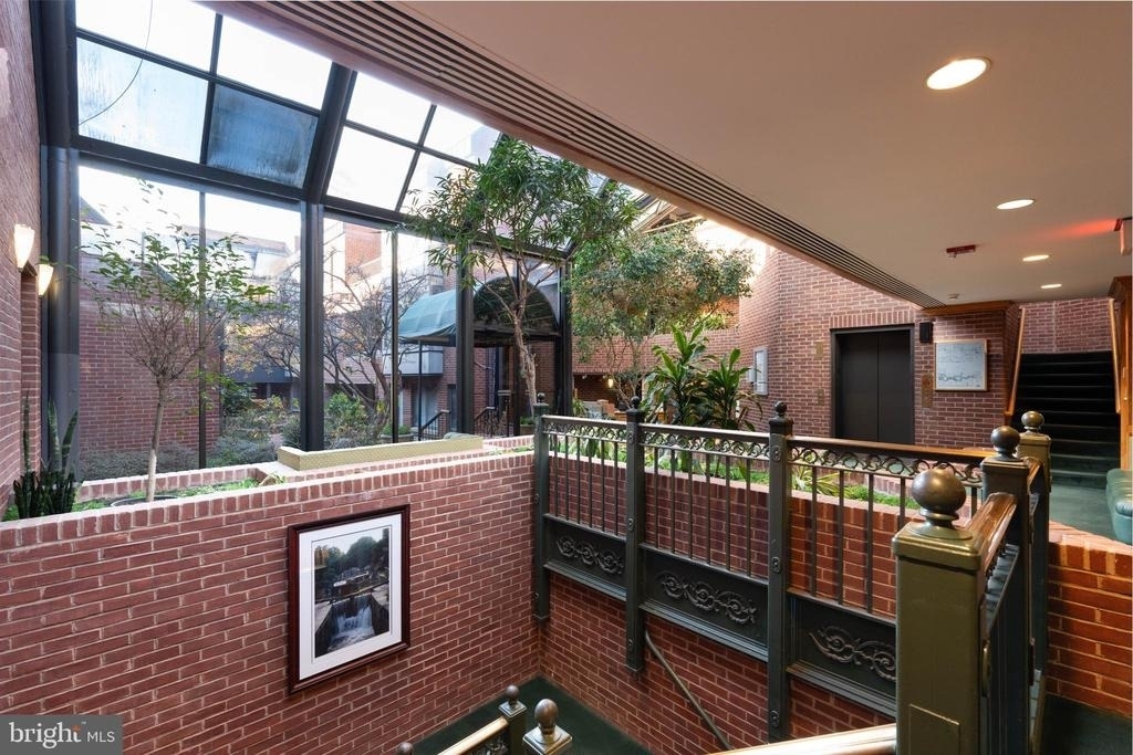 1080 Wisconsin Avenue Nw - Photo 26