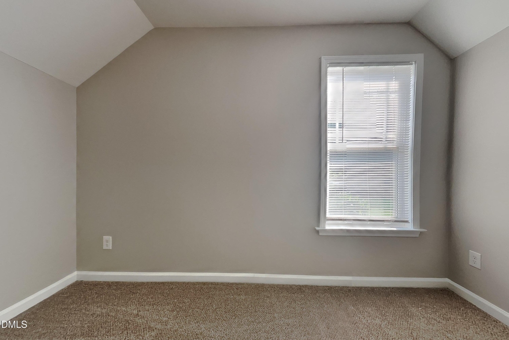 308 Collinsworth Drive - Photo 14