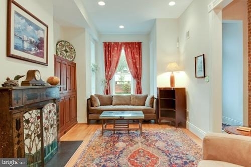 720 C Street Ne - Photo 3