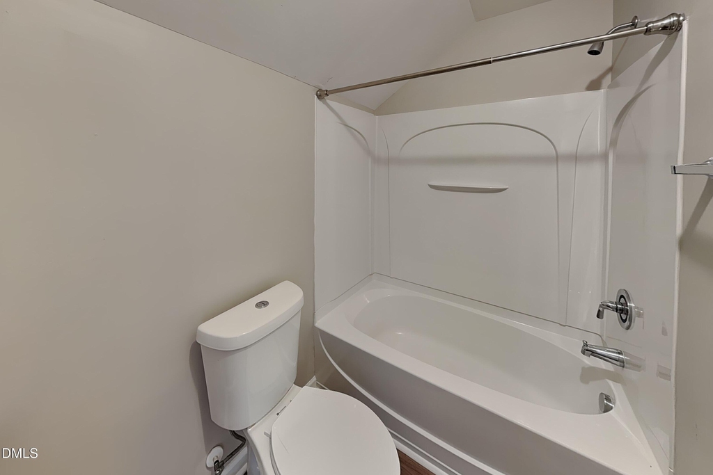 557 Mccarthy Drive - Photo 14