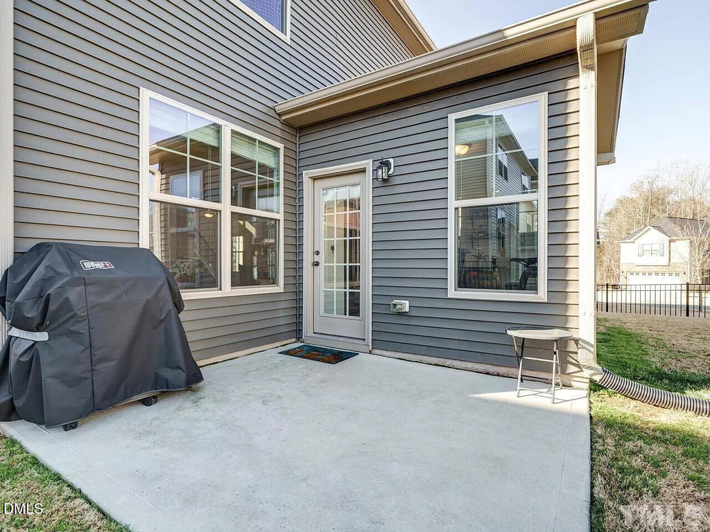 207 Maple Walk Street - Photo 20