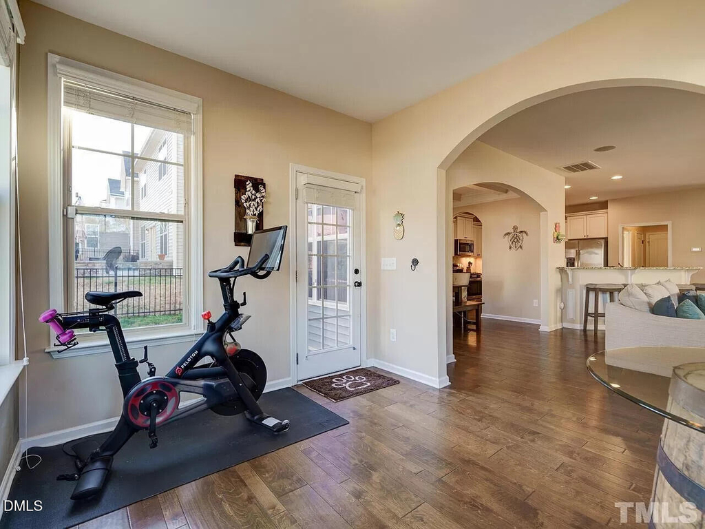 207 Maple Walk Street - Photo 12