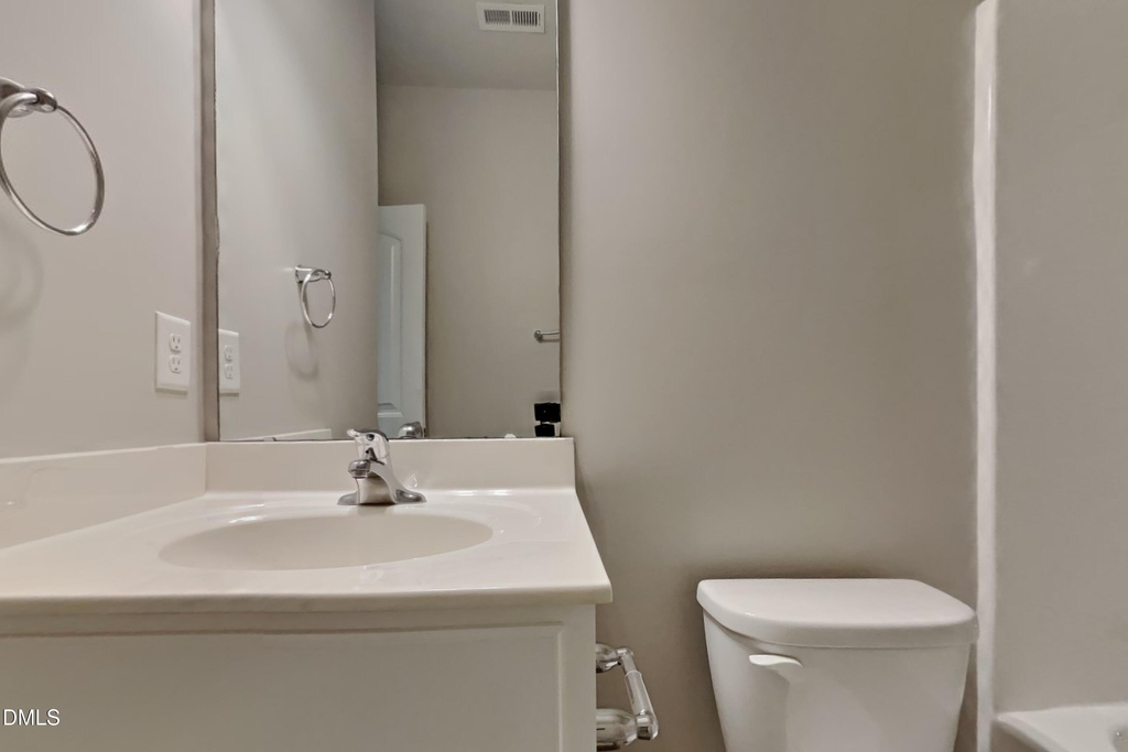 156 Lakemont Drive - Photo 11