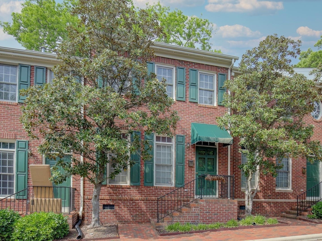 710 Parkham Lane - Photo 2