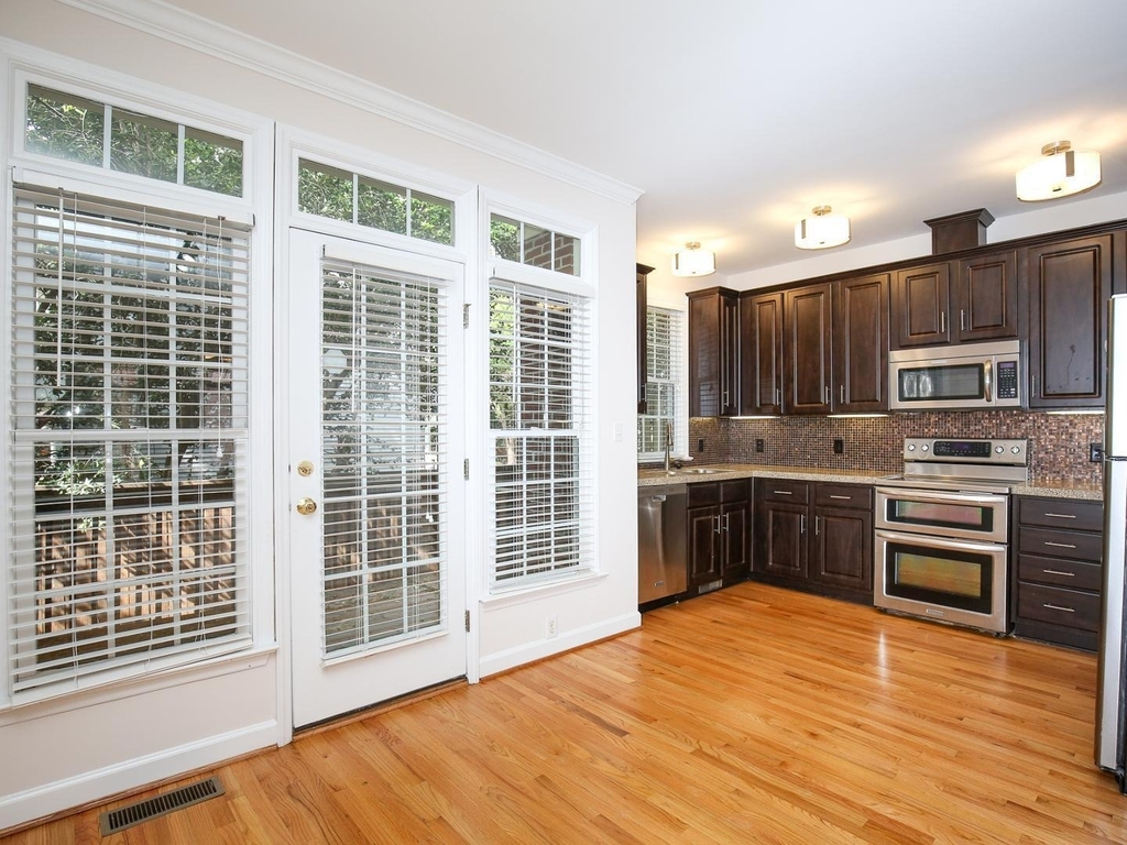 710 Parkham Lane - Photo 12