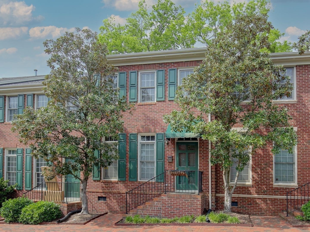 710 Parkham Lane - Photo 0