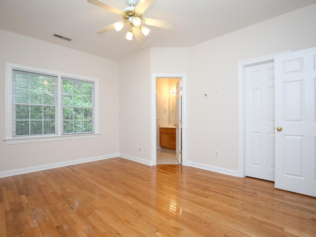 710 Parkham Lane - Photo 17