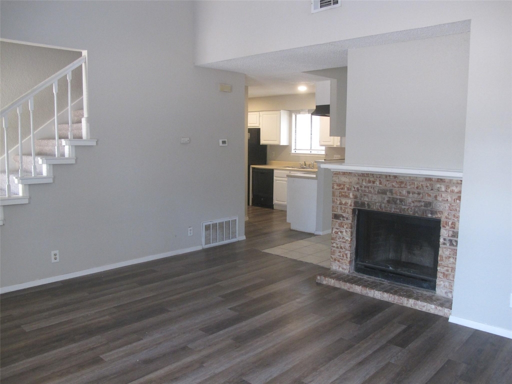 509 Algerita Dr - Photo 14