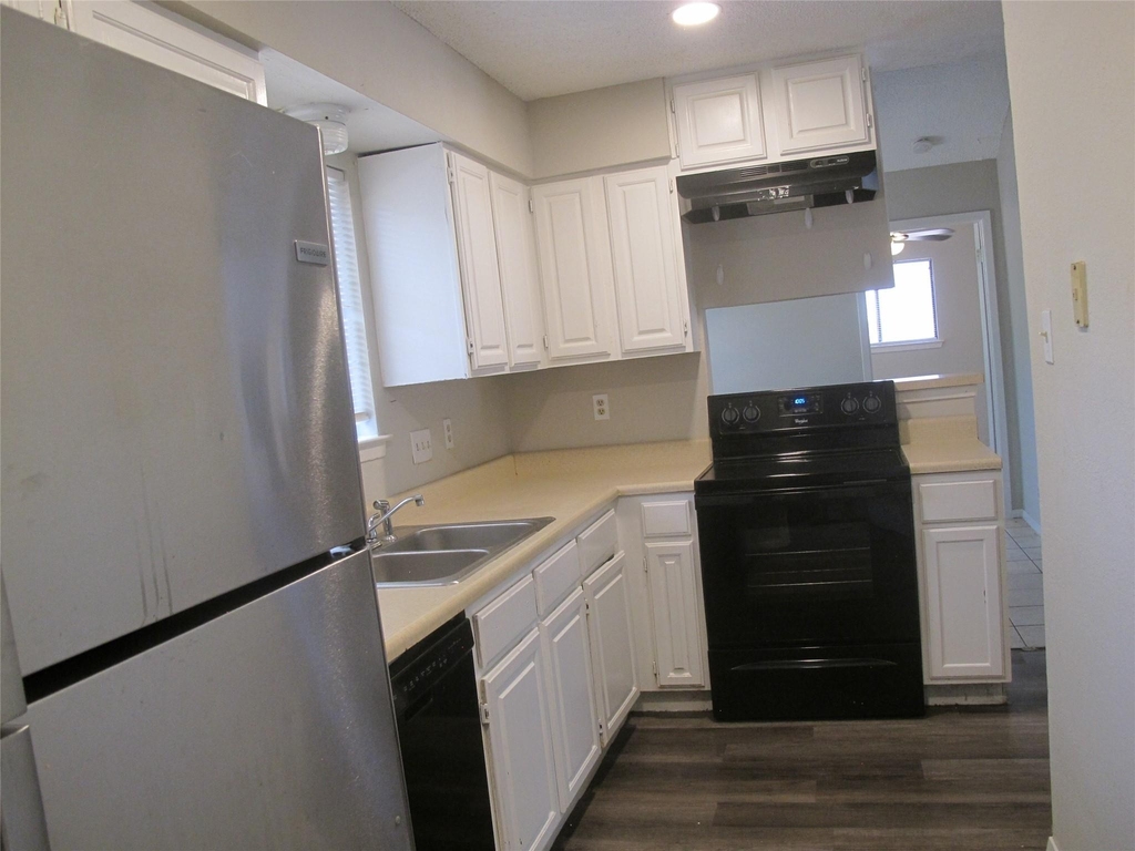 509 Algerita Dr - Photo 20