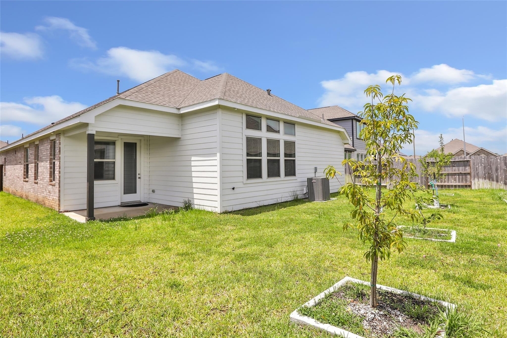 15342 Majestic Knight Dr - Photo 32