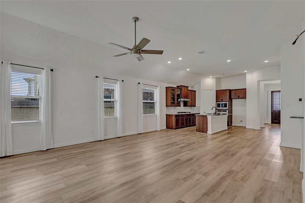 15342 Majestic Knight Dr - Photo 19