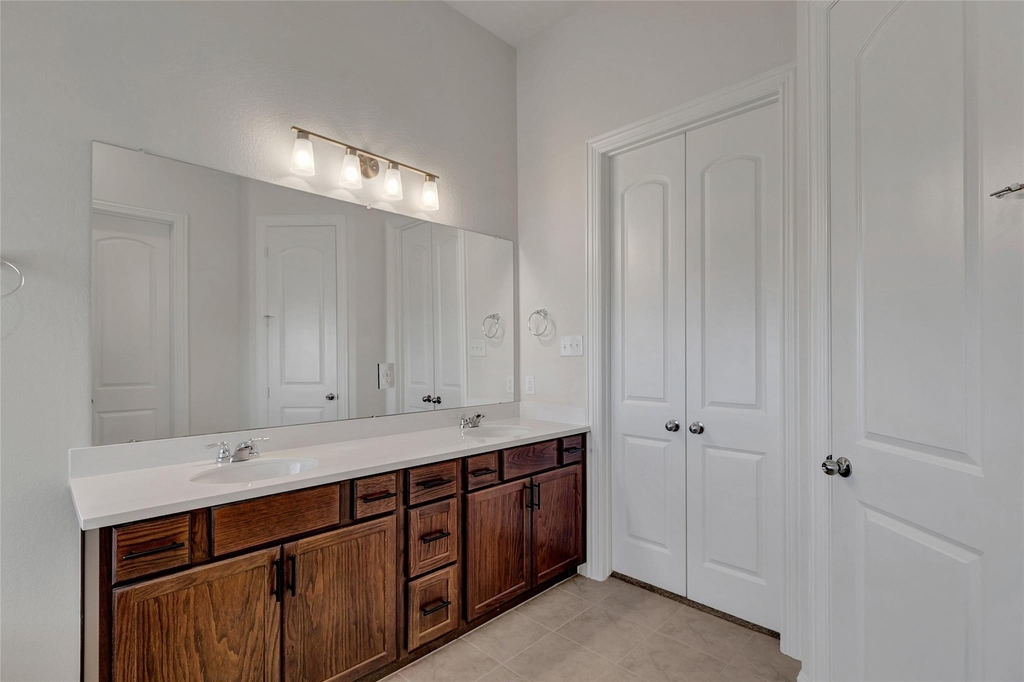 15342 Majestic Knight Dr - Photo 28