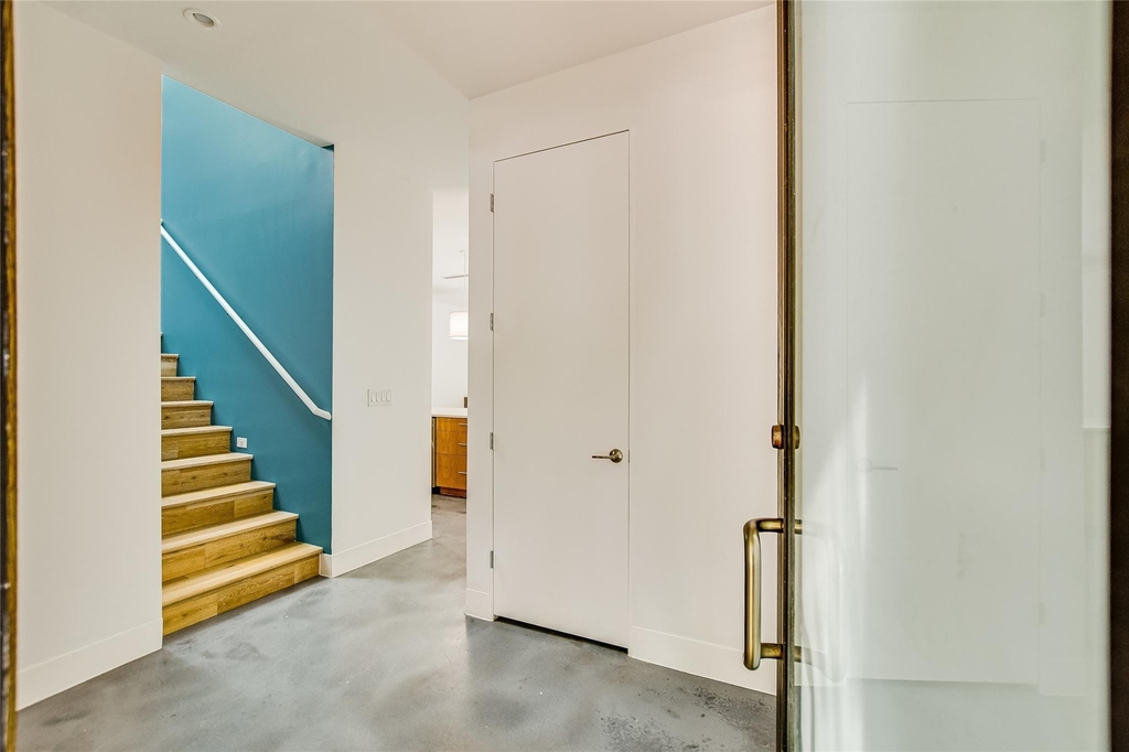 3801 Grayson Ln - Photo 4