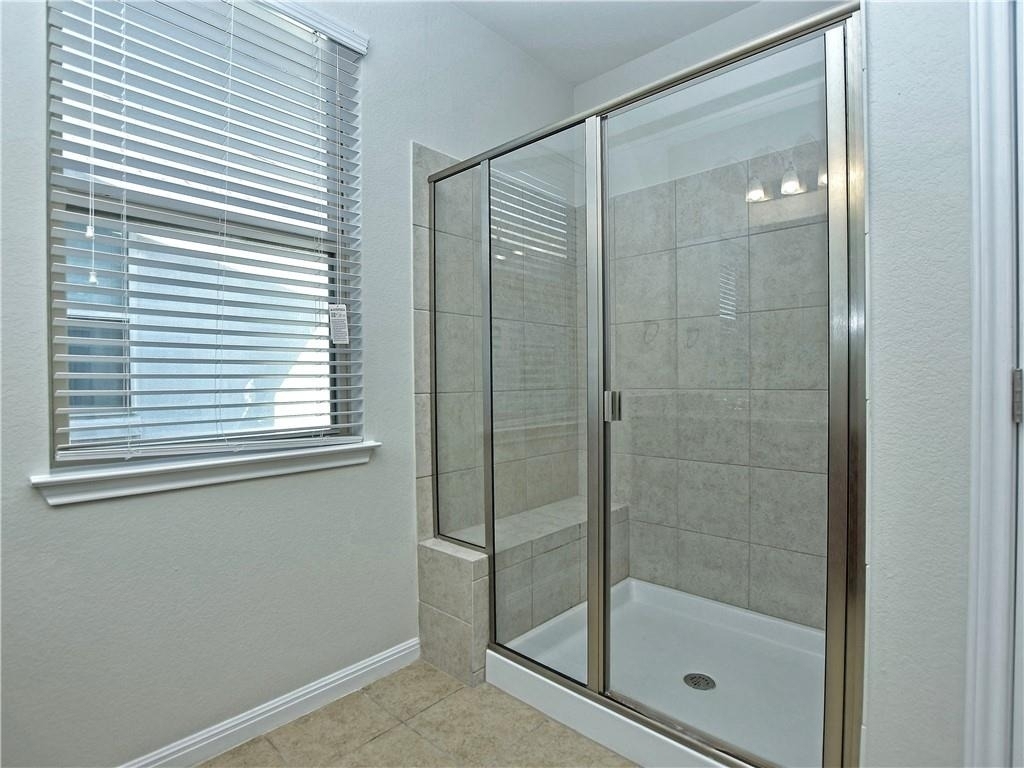 3240 E Whitestone Blvd - Photo 17