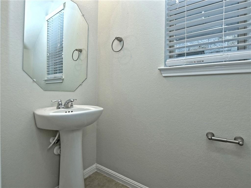 3240 E Whitestone Blvd - Photo 14