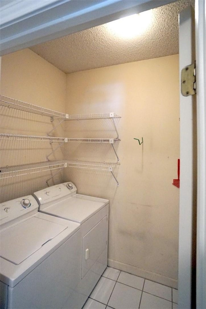 1307 Kinney Ave - Photo 7