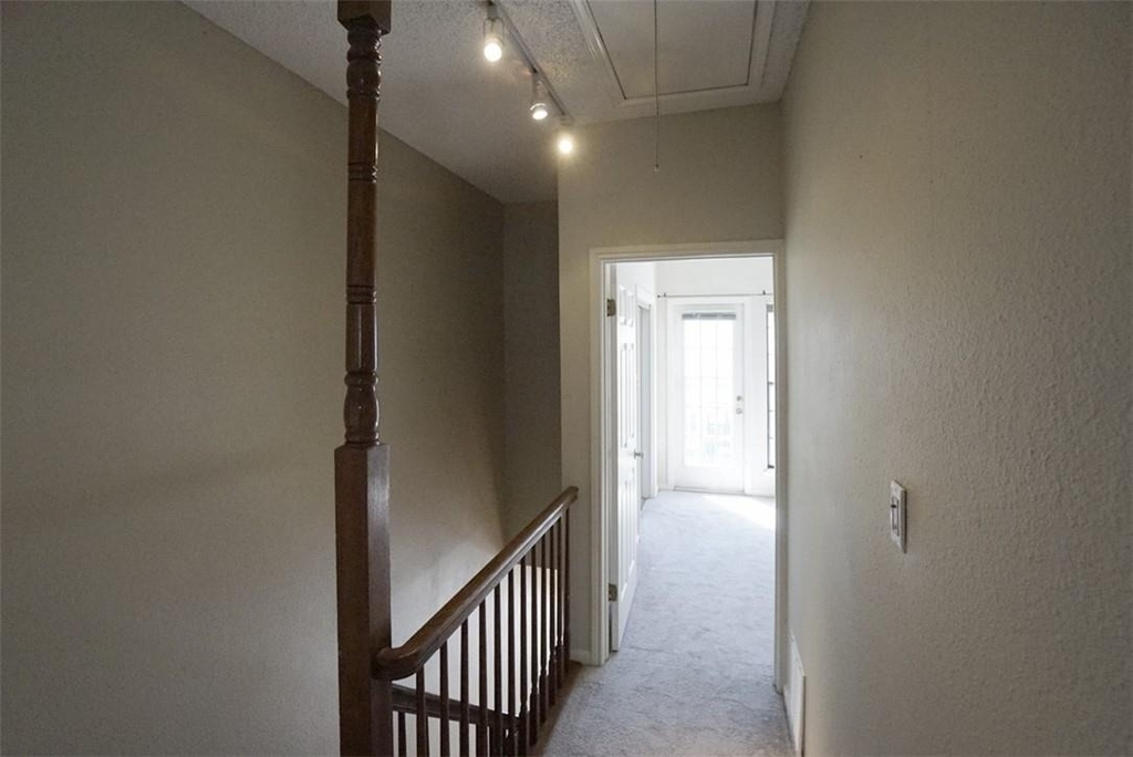 1307 Kinney Ave - Photo 11