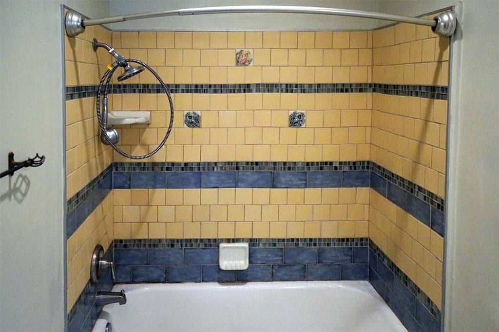 1307 Kinney Ave - Photo 13