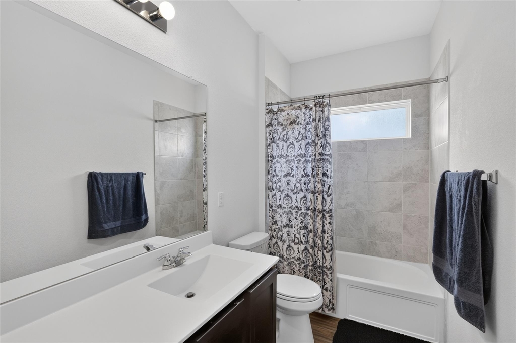 1301 Blackhaw Ln - Photo 6