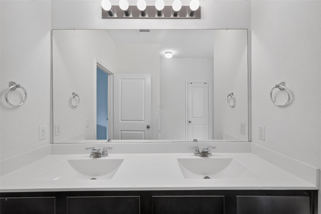 1301 Blackhaw Ln - Photo 31