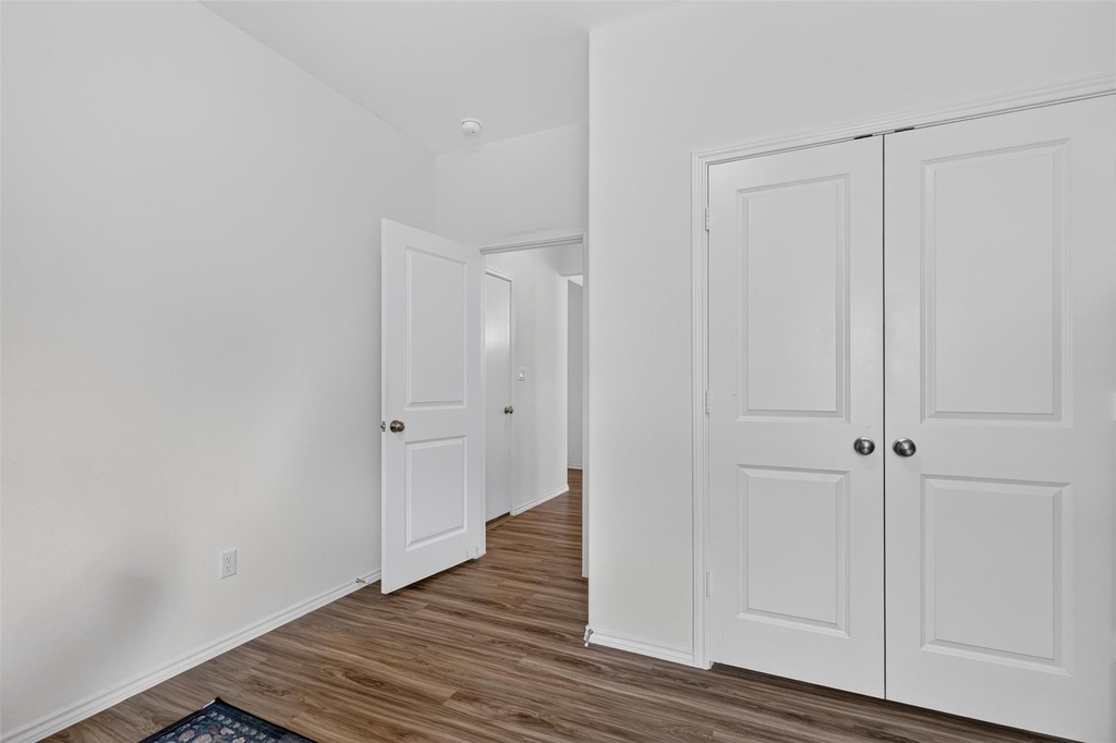 1301 Blackhaw Ln - Photo 18