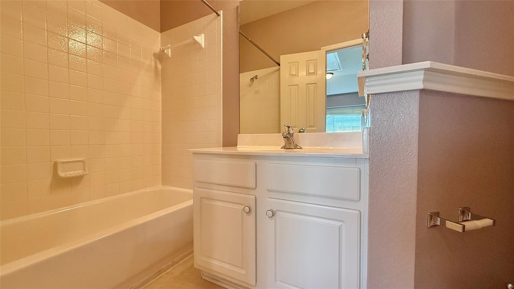 1900 Scofield Ridge Pkwy - Photo 15