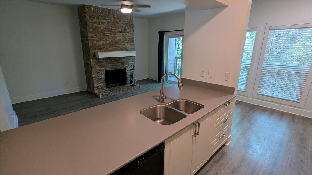 3839 Dry Creek Dr - Photo 8
