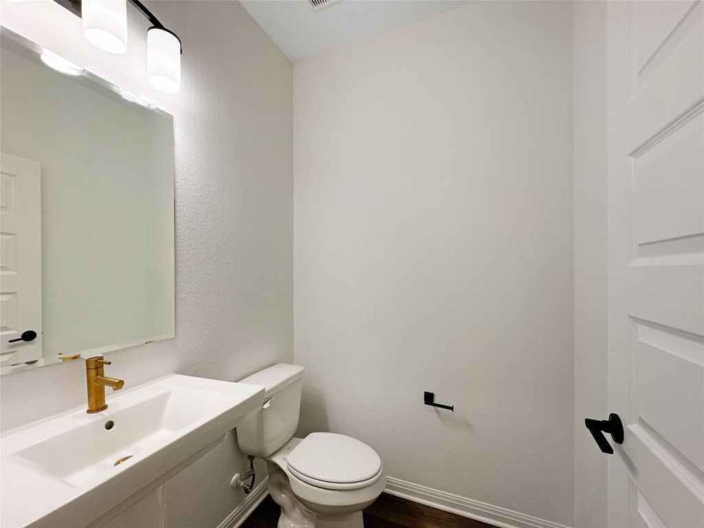 2725 Woodall Dr - Photo 5