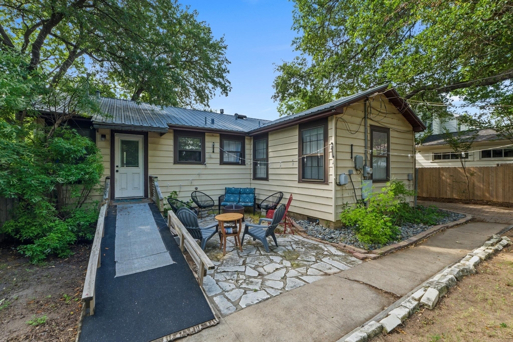 3206 Kerbey Ln - Photo 26