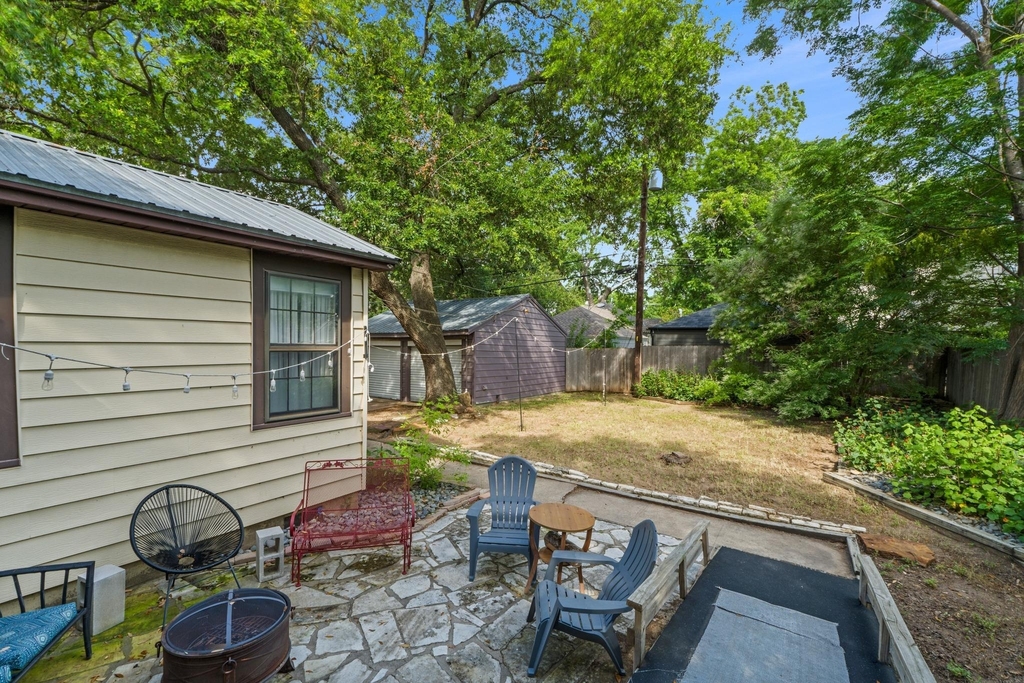3206 Kerbey Ln - Photo 25