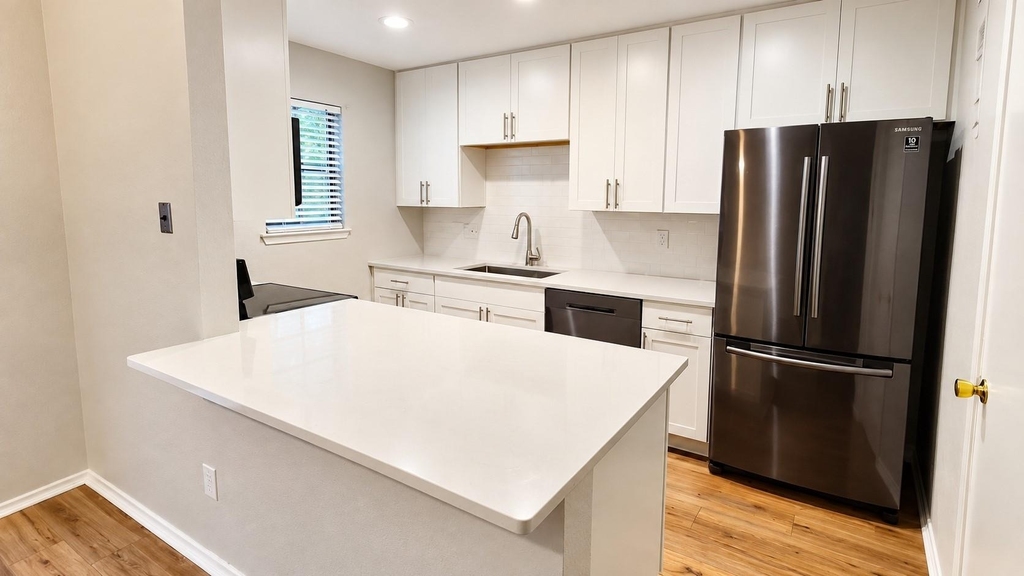 4159 Steck Ave - Photo 6