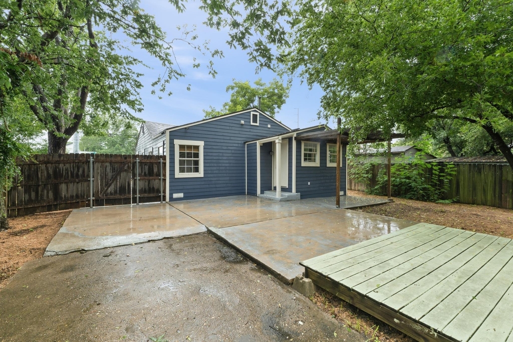 1137 Nickols Ave - Photo 19