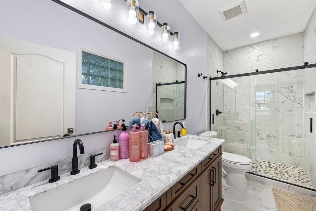 158 Goertz Dr - Photo 11