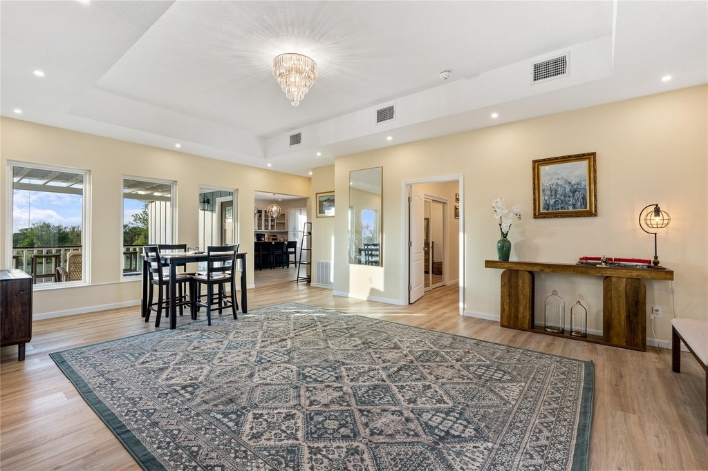 158 Goertz Dr - Photo 9