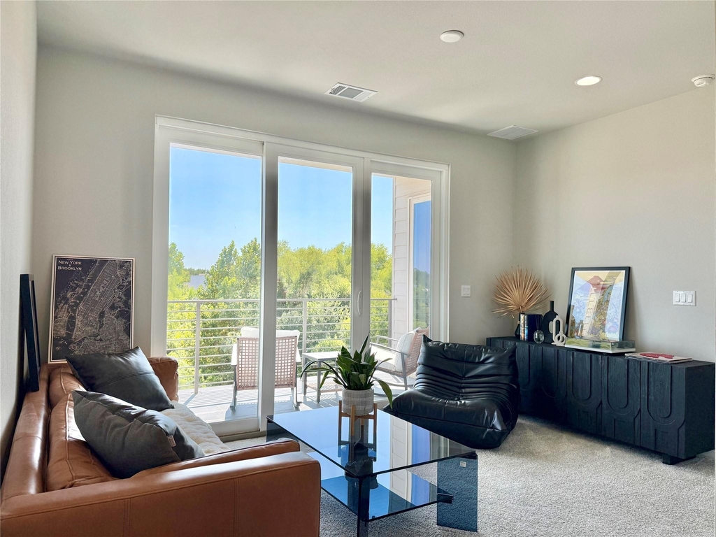 7915 Floracita Ln - Photo 7