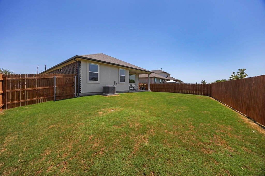 301 Brody Ln - Photo 18