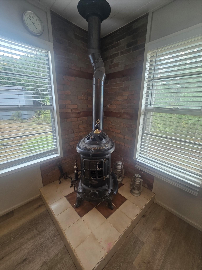 21401 Lindeman Ln - Photo 8