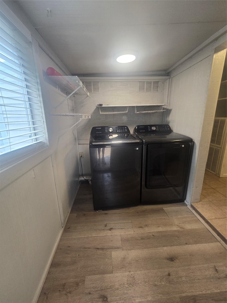 21401 Lindeman Ln - Photo 30