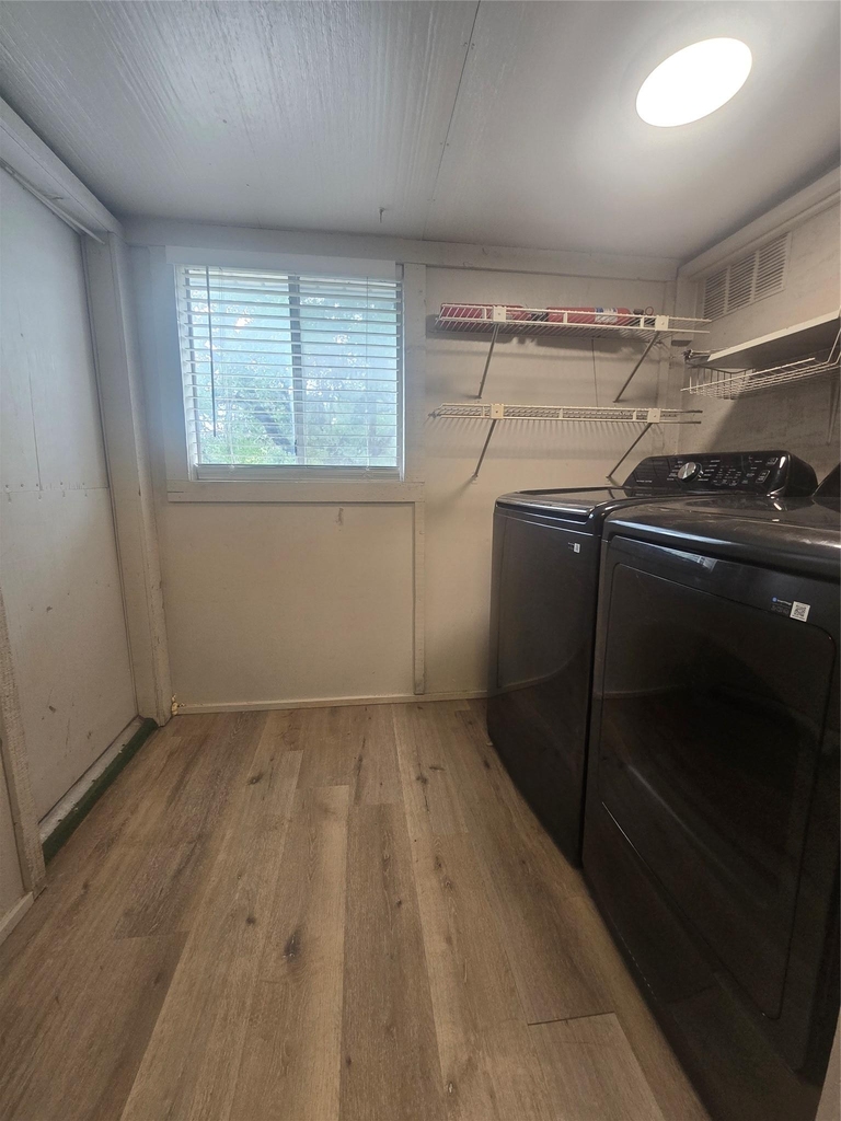 21401 Lindeman Ln - Photo 29