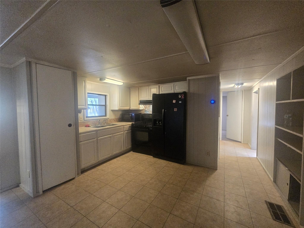 21401 Lindeman Ln - Photo 9