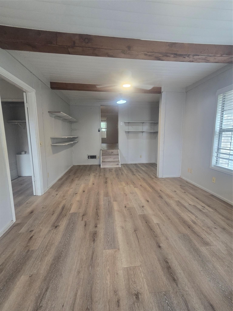 21401 Lindeman Ln - Photo 18