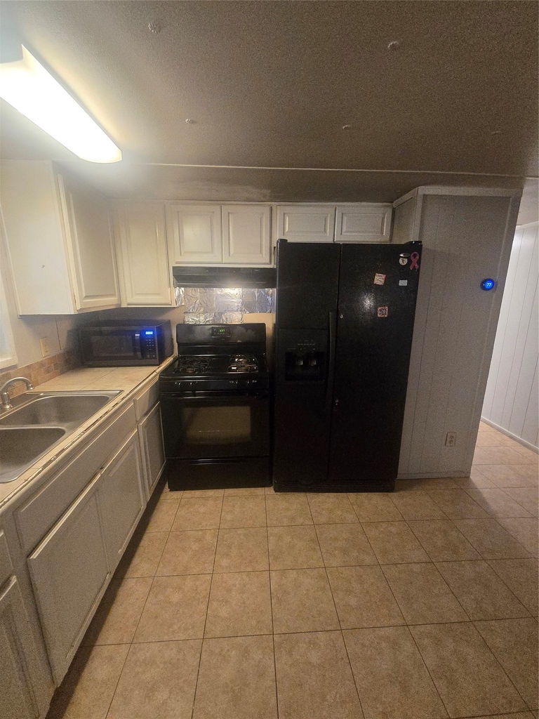 21401 Lindeman Ln - Photo 10