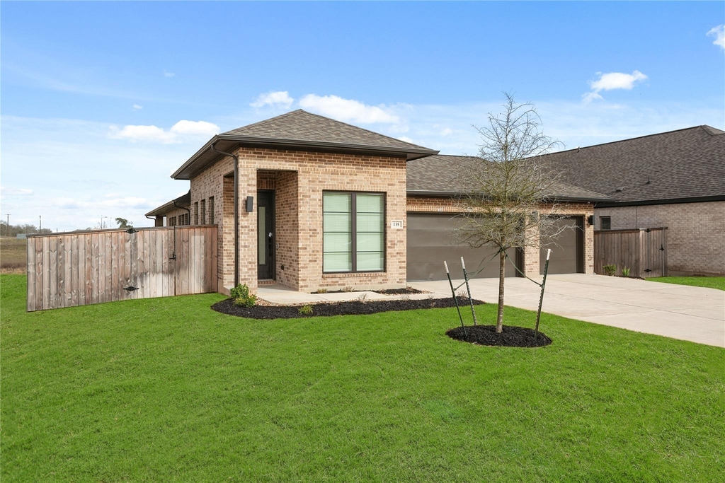135 Plumbago Loop - Photo 2