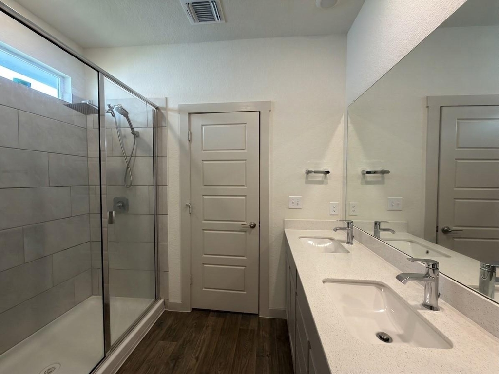 3001 Egan Dr - Photo 18