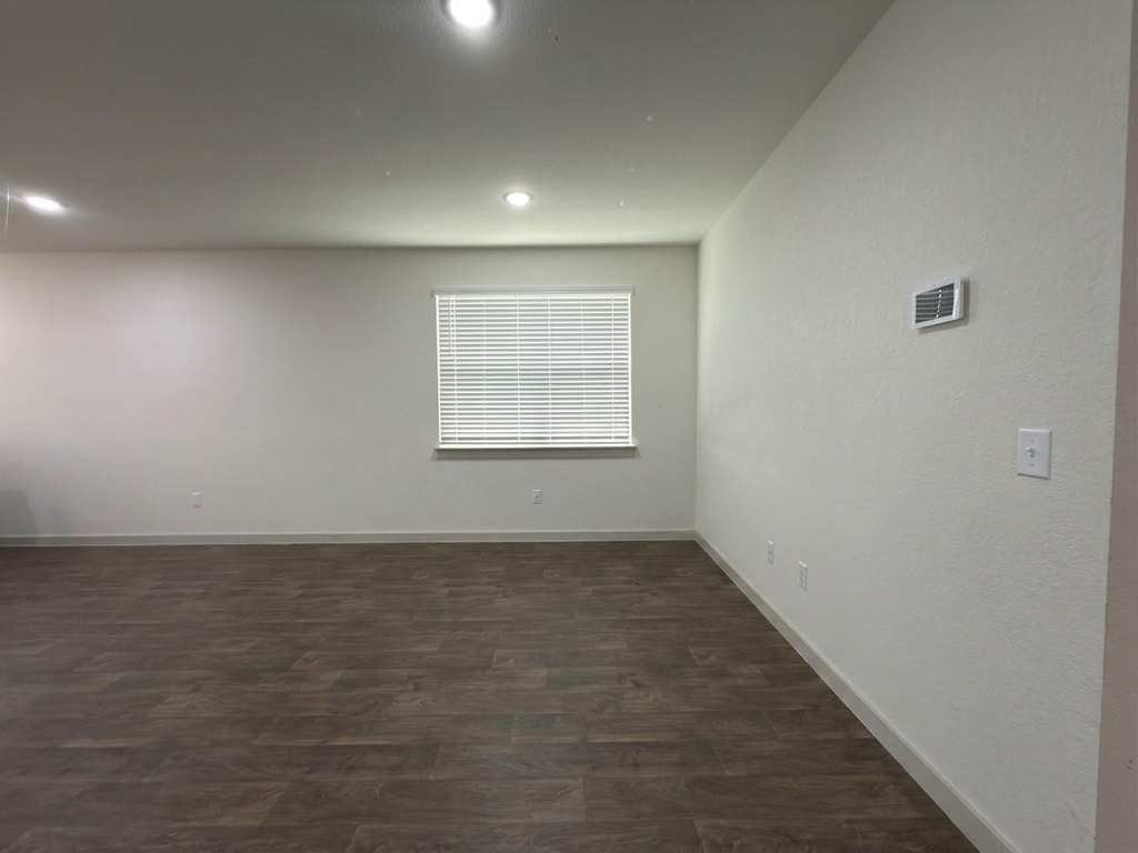 3001 Egan Dr - Photo 15