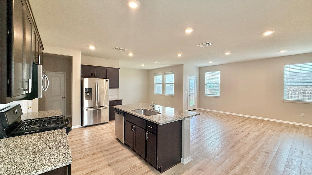 521 Otto Ave - Photo 4